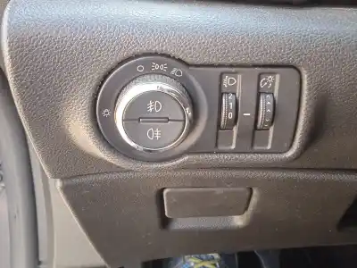 Véhicule à la ferraille opel astra j sedán 1.7 cdti (69) de l'année 2013 alimenté a17dts