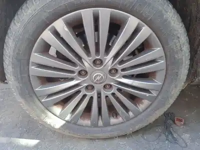 Véhicule à la ferraille opel astra j sedán 1.7 cdti (69) de l'année 2013 alimenté a17dts