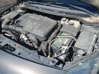 Véhicule à la ferraille opel astra j sedán 1.7 cdti (69) de l'année 2013 alimenté a17dts