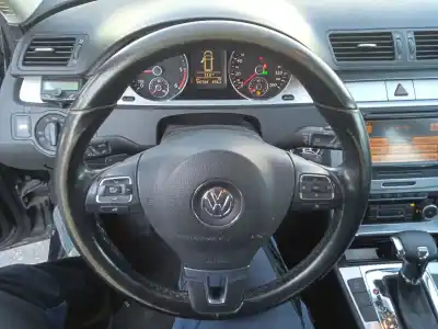 Veículo de Sucata volkswagen passat b6 variant (3c5) 2.0 tdi 16v do ano 2010 alimentado cbab