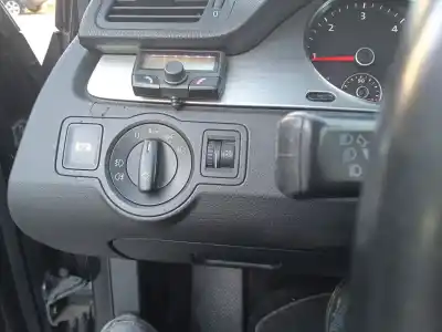 Veículo de Sucata volkswagen passat b6 variant (3c5) 2.0 tdi 16v do ano 2010 alimentado cbab