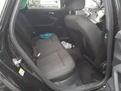 Veículo de Sucata audi a3 sportback (8ya) 30 tfsi mild hybrid do ano 2023 alimentado dlaa