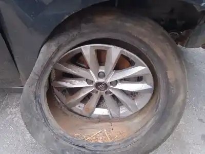 Veículo de Sucata audi a3 sportback (8ya) 30 tfsi mild hybrid do ano 2023 alimentado dlaa