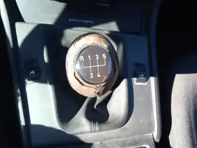 Scrapping Vehicle bmw 3 (e46) 320 d of the year 2000 powered 204d1