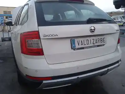 Scrapping Vehicle skoda octavia iii combi (5e5, 5e6) 2.0 tdi 4x4 of the year 2016 powered crmb