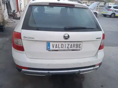Scrapping Vehicle skoda octavia iii combi (5e5, 5e6) 2.0 tdi 4x4 of the year 2016 powered crmb
