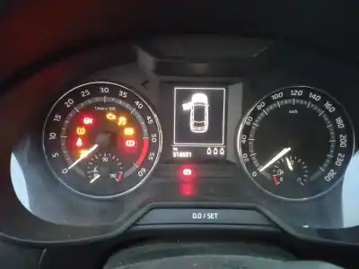 Scrapping Vehicle skoda octavia iii combi (5e5, 5e6) 2.0 tdi 4x4 of the year 2016 powered crmb