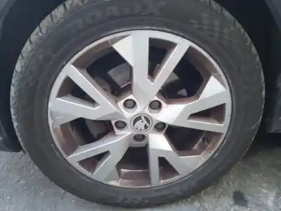Scrapping Vehicle skoda octavia iii combi (5e5, 5e6) 2.0 tdi 4x4 of the year 2016 powered crmb