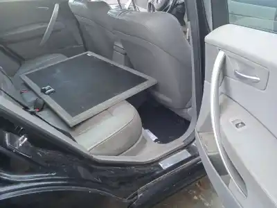 Veículo de Sucata bmw x3 (e83) 3.0 d do ano 2006 alimentado 306d3