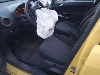 Véhicule à la ferraille opel corsa d (s07) 1.2 (l08, l68) de l'année 2013 alimenté a12xer
