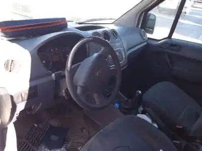 Veículo de Sucata ford transit connect (p65_, p70_, p80_) 1.8 tdci do ano 2013 alimentado rwpd