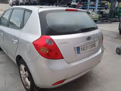 Vehicul casat kia cee'd fastback (ed) 1.6 crdi 115 al anului 2008 alimentat d4fb