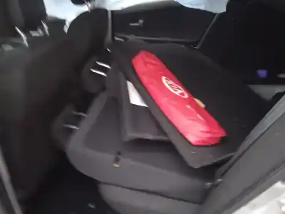 Vehicul casat kia cee'd fastback (ed) 1.6 crdi 115 al anului 2008 alimentat d4fb