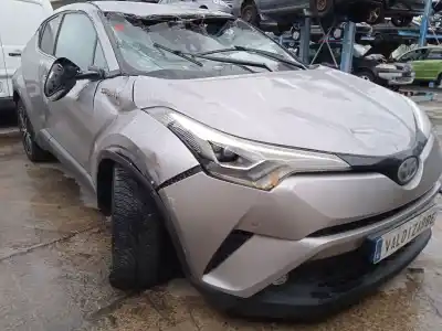 Здавання транспортного засобу toyota c-hr (_x1_) 1.8 hybrid (zyx10_, zyx11_) року 2017 потужний 2zr