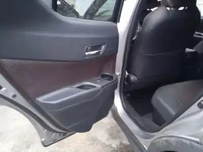 Здавання транспортного засобу toyota c-hr (_x1_) 1.8 hybrid (zyx10_, zyx11_) року 2017 потужний 2zr