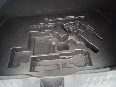 Здавання транспортного засобу toyota c-hr (_x1_) 1.8 hybrid (zyx10_, zyx11_) року 2017 потужний 2zr