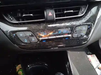 Здавання транспортного засобу toyota c-hr (_x1_) 1.8 hybrid (zyx10_, zyx11_) року 2017 потужний 2zr