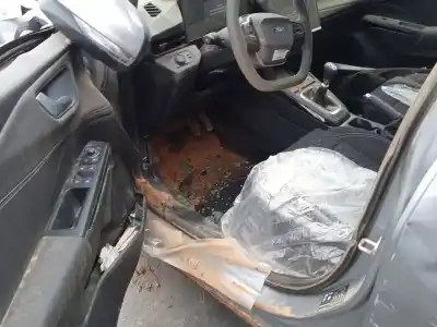 Здавання транспортного засобу ford puma (j2k, cf7) 1.0 ecoboost mhev року 2024 потужний b7jb