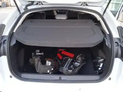 Veículo de Sucata citroen c4 iii (ba_, bb_, bc_) e-c4 (bczkxc) do ano 2025 alimentado hn09