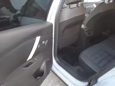 Veículo de Sucata citroen c4 iii (ba_, bb_, bc_) e-c4 (bczkxc) do ano 2025 alimentado hn09