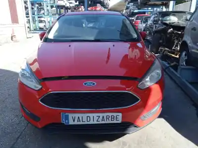 Veículo de Sucata ford focus iii sedán 1.0 ecoboost do ano 2015 alimentado m1da,m1dc,m1dd
