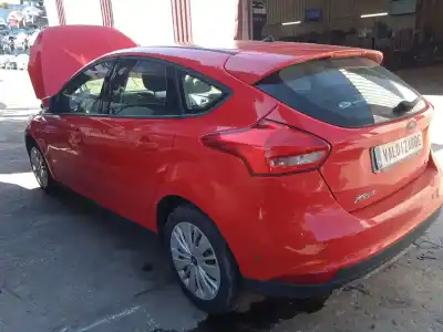 Veículo de Sucata ford focus iii sedán 1.0 ecoboost do ano 2015 alimentado m1da,m1dc,m1dd
