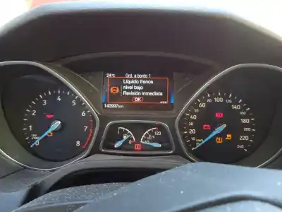 Veículo de Sucata ford focus iii sedán 1.0 ecoboost do ano 2015 alimentado m1da,m1dc,m1dd