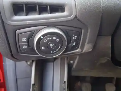 Veículo de Sucata ford focus iii sedán 1.0 ecoboost do ano 2015 alimentado m1da,m1dc,m1dd