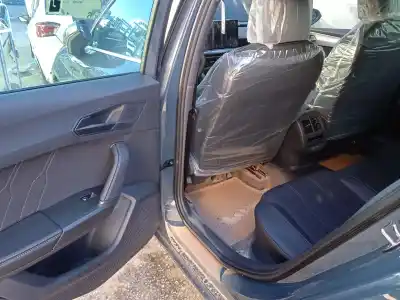 Здавання транспортного засобу cupra leon (kl1) 1.5 tsi року 2024 потужний dxdb