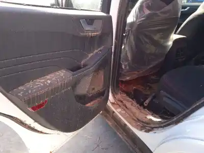 Veicolo di demolizione ford kuga iii (dfk) 2.5 duratec plug-in-hybrid dell'anno 2024 alimentato bgda