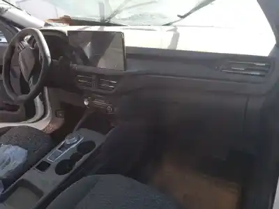 Veicolo di demolizione ford kuga iii (dfk) 2.5 duratec plug-in-hybrid dell'anno 2024 alimentato bgda