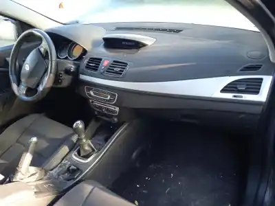 Scrapping Vehicle renault megane iii fastback (bz0/1_, b3_) 1.5 dci of the year 2010 powered k9k832