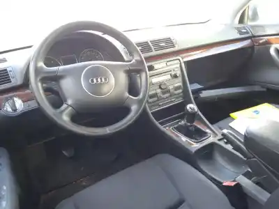 Здавання транспортного засобу audi a4 b6 avant (8e5) 1.9 tdi року 2002 потужний awx
