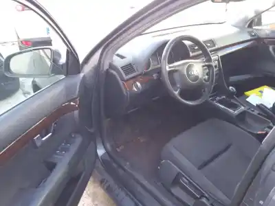 Здавання транспортного засобу audi a4 b6 avant (8e5) 1.9 tdi року 2002 потужний awx