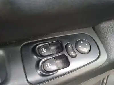 Scrapping Vehicle lancia ypsilon (843_) 1.3 d multijet (843.axe11, 843.axe1a) of the year 2008 powered 199a3000