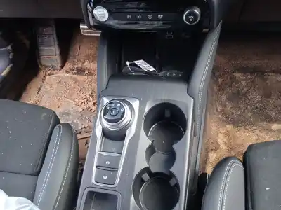 Scrapping Vehicle ford kuga iii (dfk) 2.5 duratec plug-in-hybrid of the year 2024 powered bgda