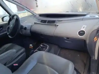 Здавання транспортного засобу renault espace iv (jk0/1_) 2.2 dci (jk0h) року 2005 потужний g9t 742,g9t 743