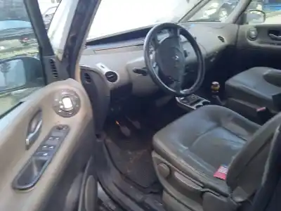 Здавання транспортного засобу renault espace iv (jk0/1_) 2.2 dci (jk0h) року 2005 потужний g9t 742,g9t 743