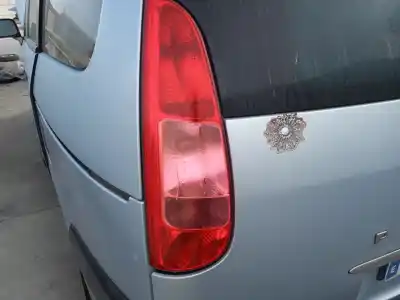 Scrapping Vehicle peugeot 807 (eb_) 2.0 of the year 2003 powered rfn (ew10j4)