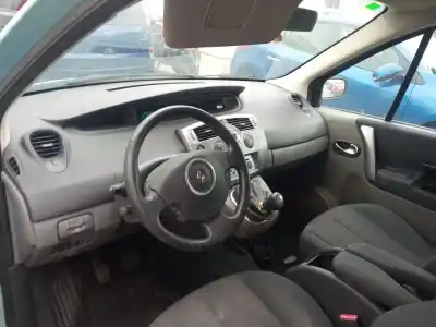 Scrapping Vehicle renault grand scénic ii (jm0/1_) 1.9 dci (jm14) of the year 2007 powered f9q818