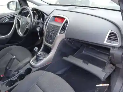 Здавання транспортного засобу opel astra j (p10) 1.7 cdti (68) року 2010 потужний a17dtr