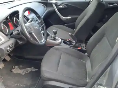 Здавання транспортного засобу opel astra j (p10) 1.7 cdti (68) року 2010 потужний a17dtr