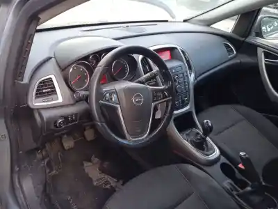 Здавання транспортного засобу opel astra j (p10) 1.7 cdti (68) року 2010 потужний a17dtr