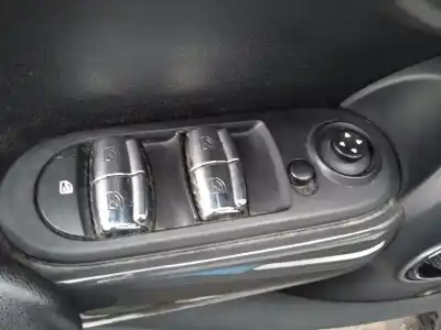 Veículo de Sucata mini mini (f55) one d do ano 2018 alimentado b37c15a