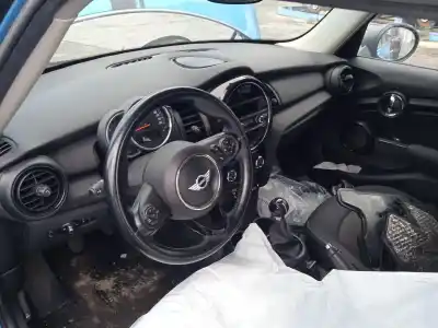 Veículo de Sucata mini mini (f55) one d do ano 2018 alimentado b37c15a