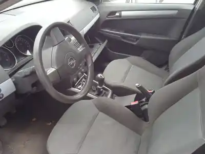 Scrapping Vehicle opel astra h (a04) 1.7 cdti (l48) of the year 2005 powered z17dth