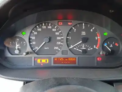 Scrapping Vehicle bmw 3 touring (e46) 320 d of the year 2002 powered 204d4