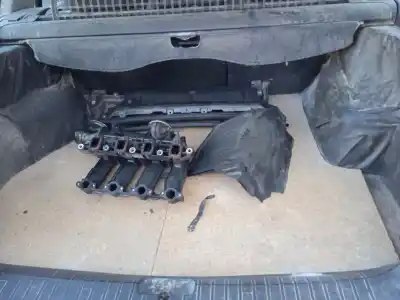 Scrapping Vehicle BMW 3 TOURING (E46) 320 D of the year 2002 powered 204D4