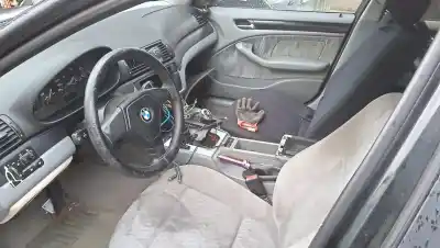 Scrapping Vehicle bmw 3 (e46) 320 d of the year 2000 powered 204d1