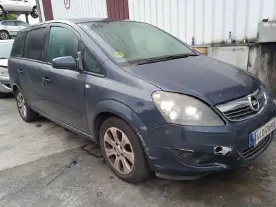 Véhicule à la ferraille OPEL ZAFIRA / ZAFIRA FAMILY B (A05)  de l'année 2009 alimenté Z17DTR